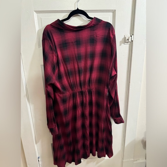 TORRID Long Sleeve Button Front Shirt Dress with Pockets! Size 1 (14-16) - Picture 4 of 12